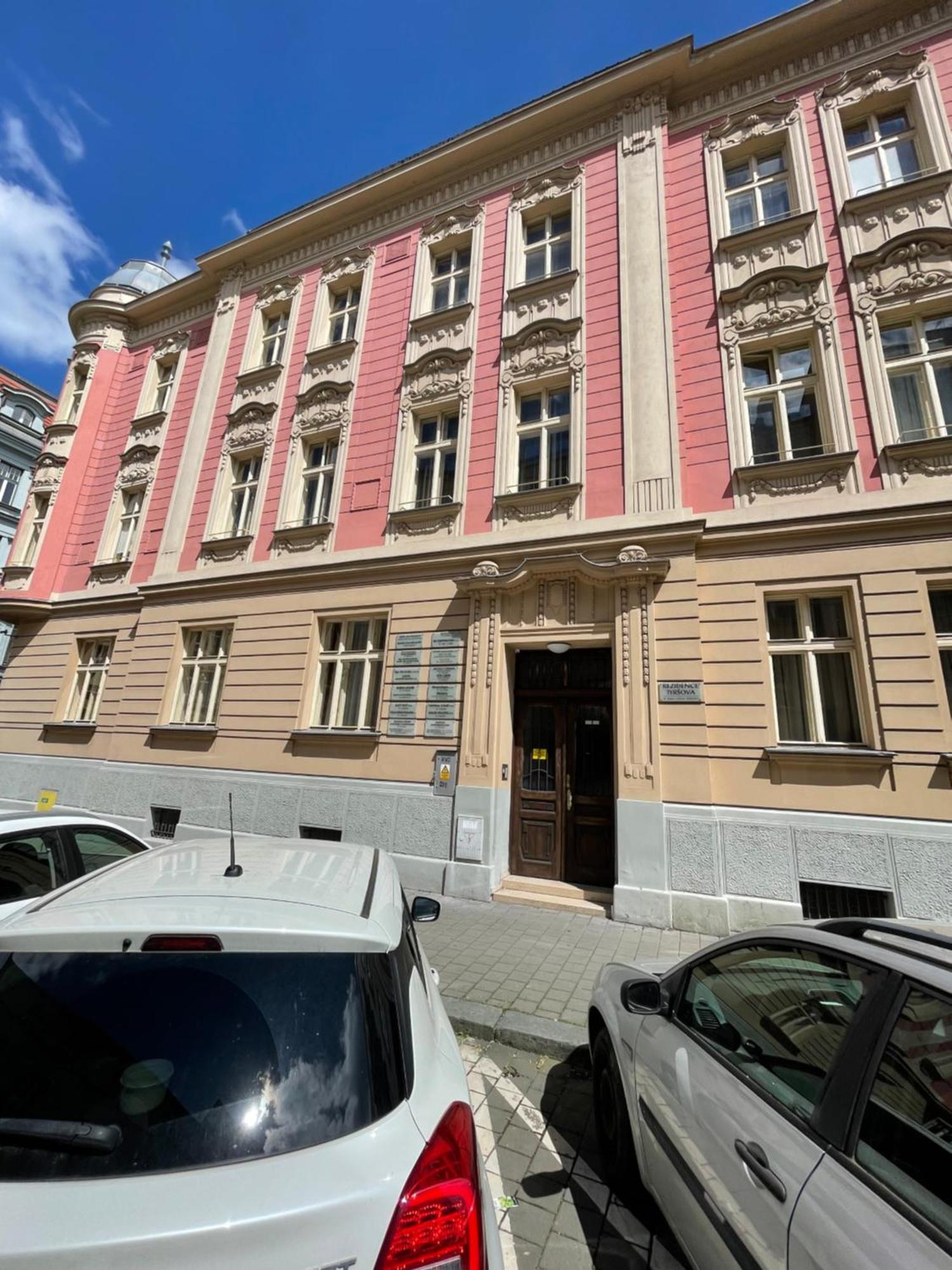 Minato Apartments Ostrava Center Dış mekan fotoğraf